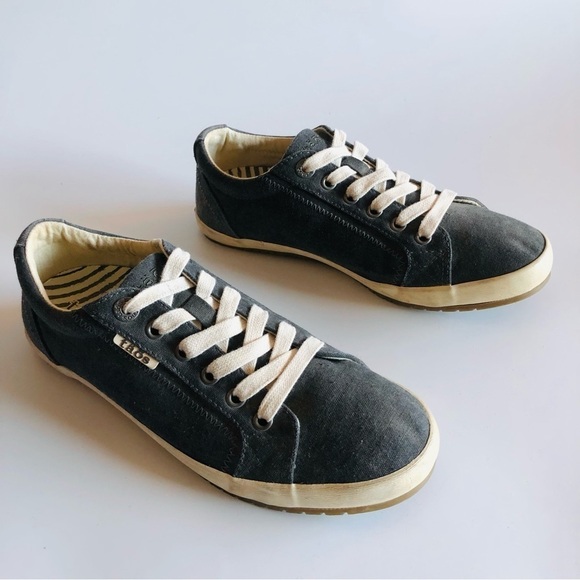 Taos Star Charcoal Gray Lace Up Sneakers - Picture 1 of 14